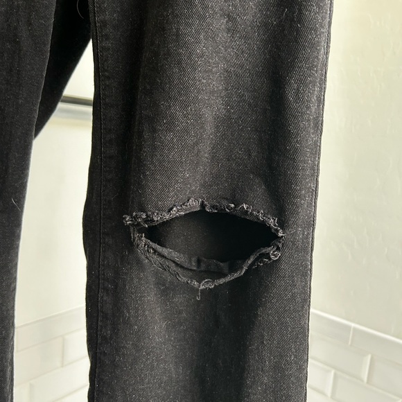 SHEIN black boyfriend distressed jeans - Picture 3 of 14